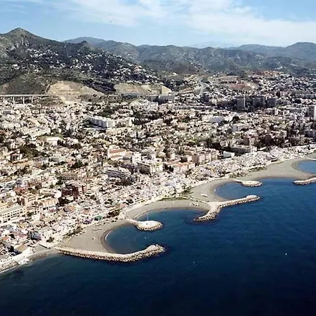 Дом отдыха Vivienda Unica A 10 Metros De La Playa Малага