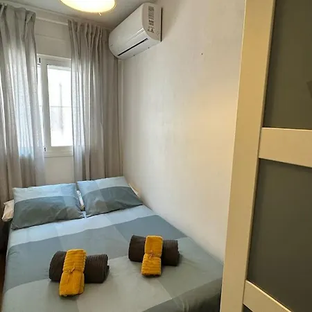 Vivienda Unica A 10 Metros De La Playa * Малага